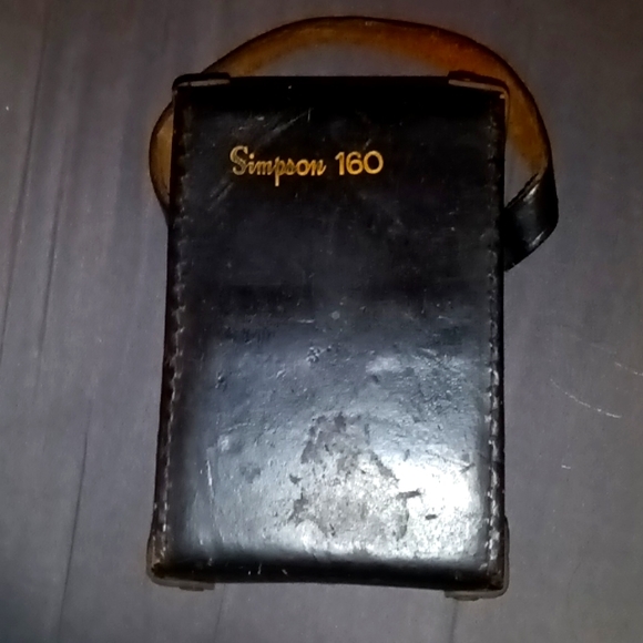 Simpson 160 voltage meter - Picture 1 of 5